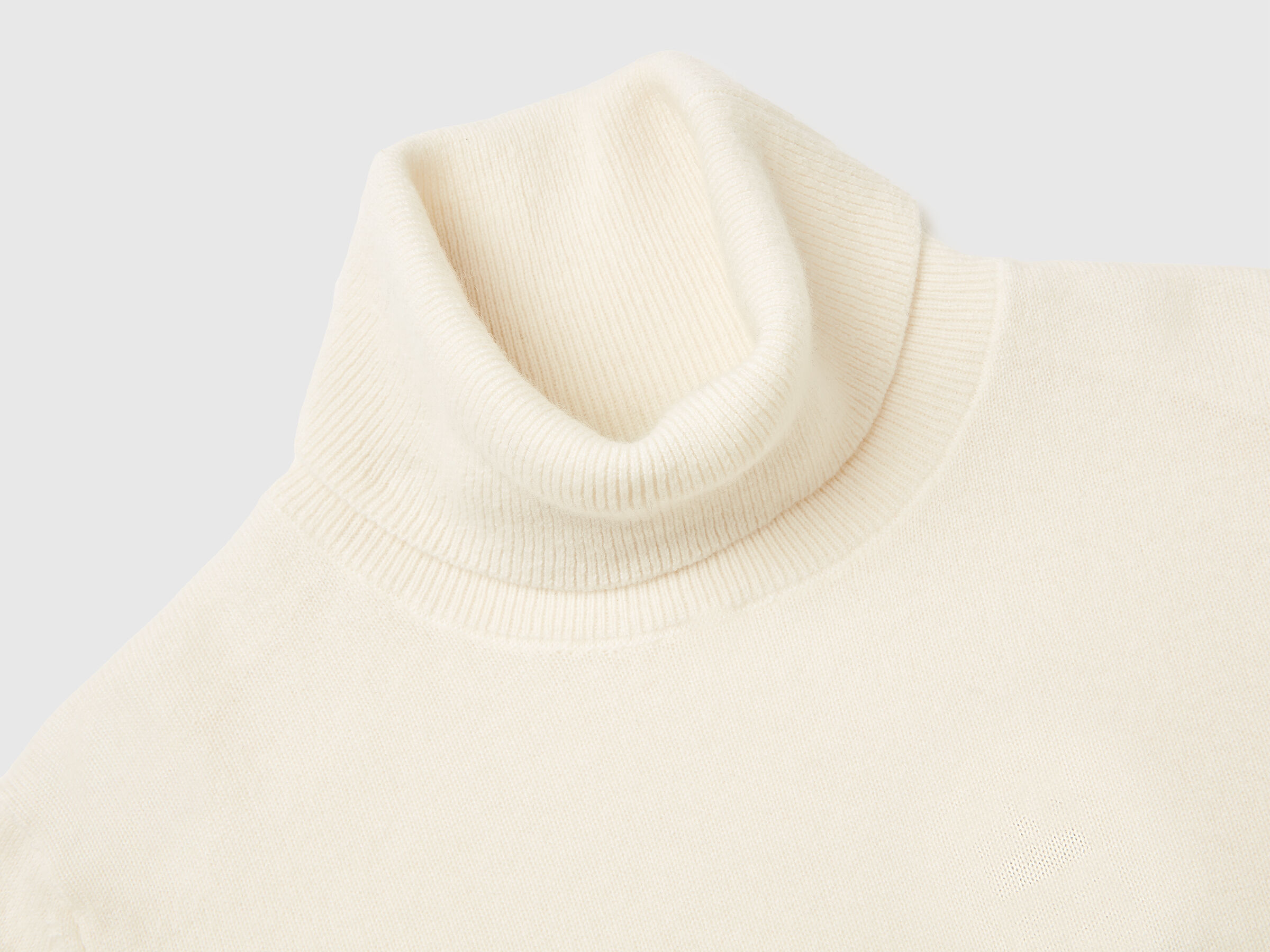 TURTLE NECK SWEATER Women image number 7